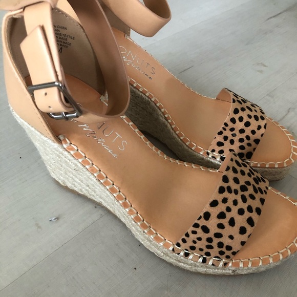 MATISSE COCONUTS 🥥 LEOPARD ESPADRILLES NWOT - Picture 6 of 9